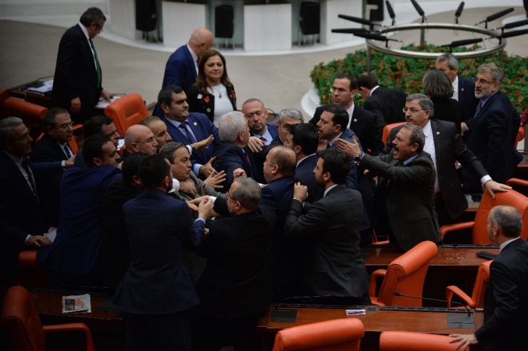 Tbmm’de Tartışma