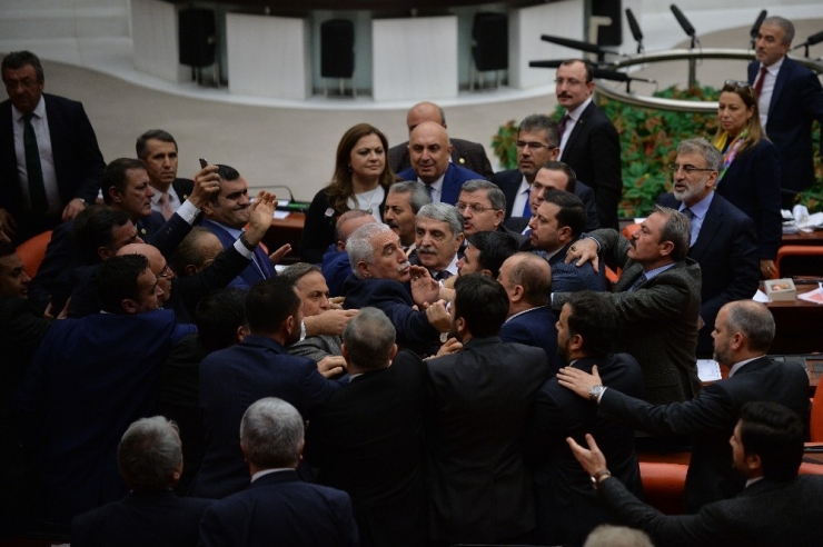 Tbmm’de Tartışma