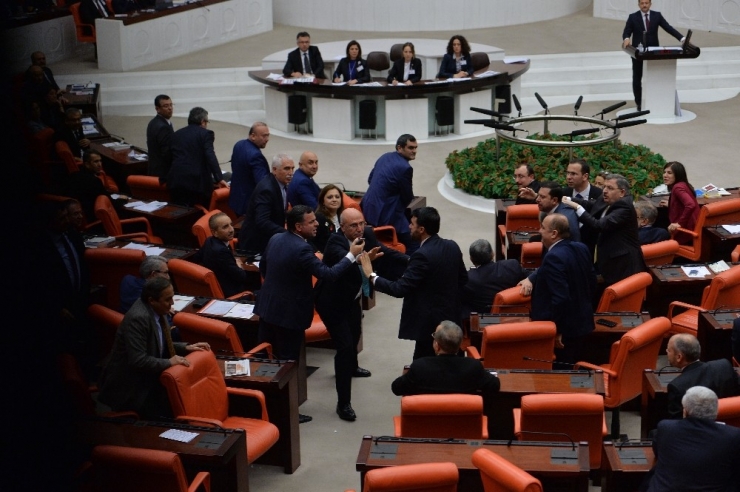 Tbmm’de Tartışma