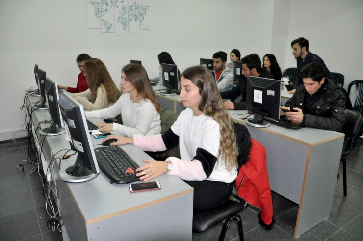 Türkiye’de Ders Verilen Tek E-ticaret Uygulama Laboratuvarı