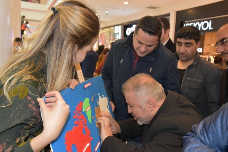 Dokunsal Haritalar Ve Eğitim Materyalleri Sergisi