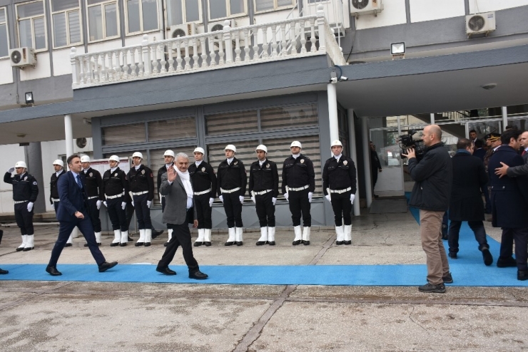 Başbakan Yıldırım Adıyaman Valiliğini Ziyaret Etti