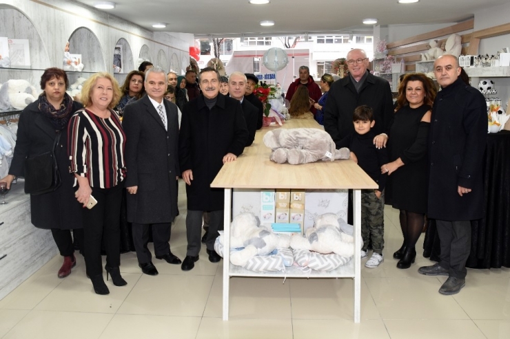 Başkan Ataç 4 İşyerinin Açılış Törenine Katıldı