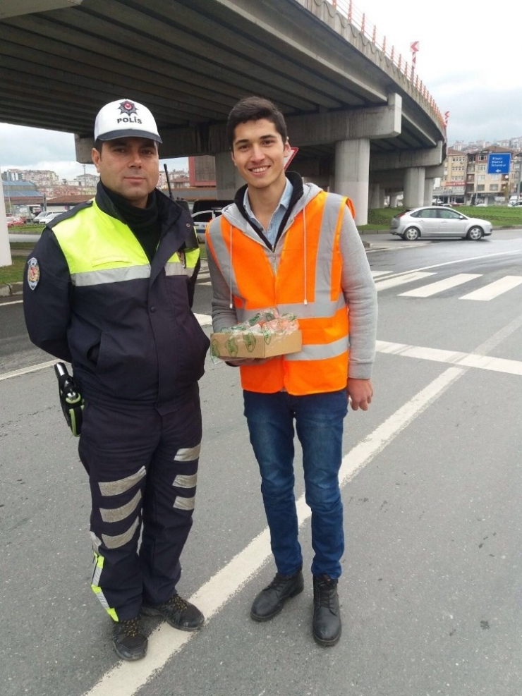 Üniversite Öğrencilerinden Farkındalık Örneği