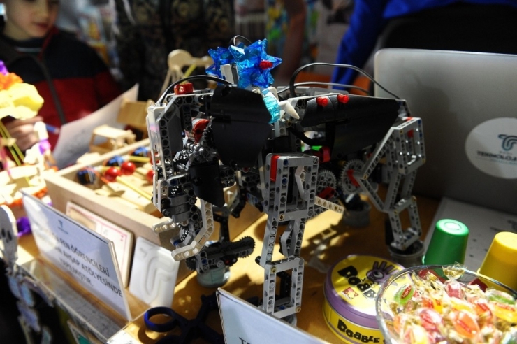 Özel Teknoloji Fen Okulları Öğretmenleri, Velilere Teknoloji Ve Eğitimi Anlattı