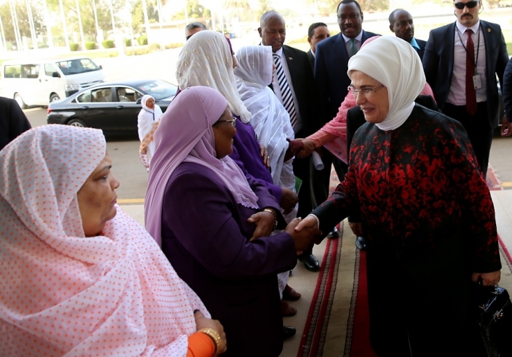 Sudan Cumhurbaşkanı Eşi Widad Babiker, Emine Erdoğan’ı Kabul Etti