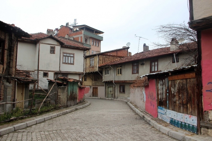 Taşköprü’de 74 Binanın Cephesi İyileştirilecek