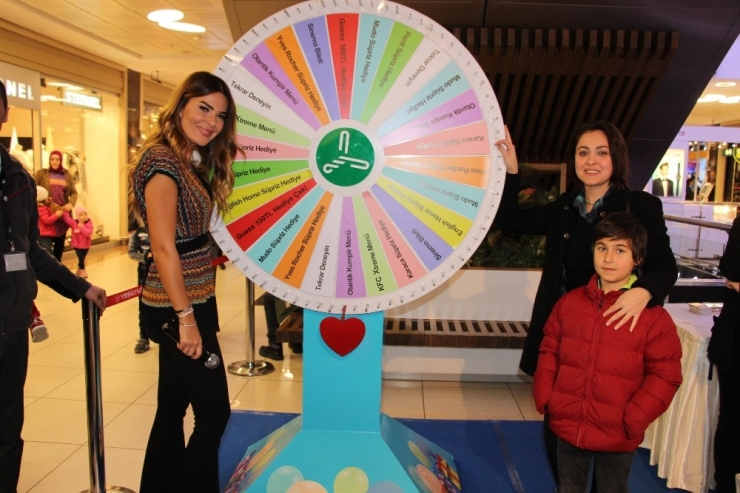 Özlem Yıldız İle Samsun’da Çarkıfelek Heyecanı