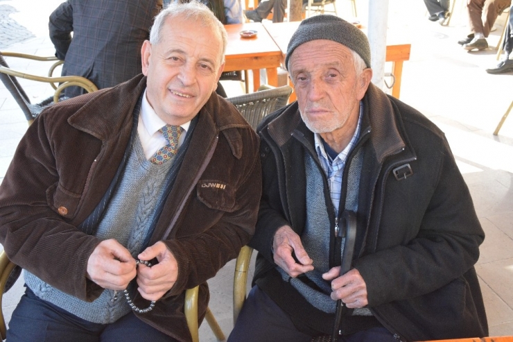 76’lık Nine Yapıyor 83’lük Dede Satıyor