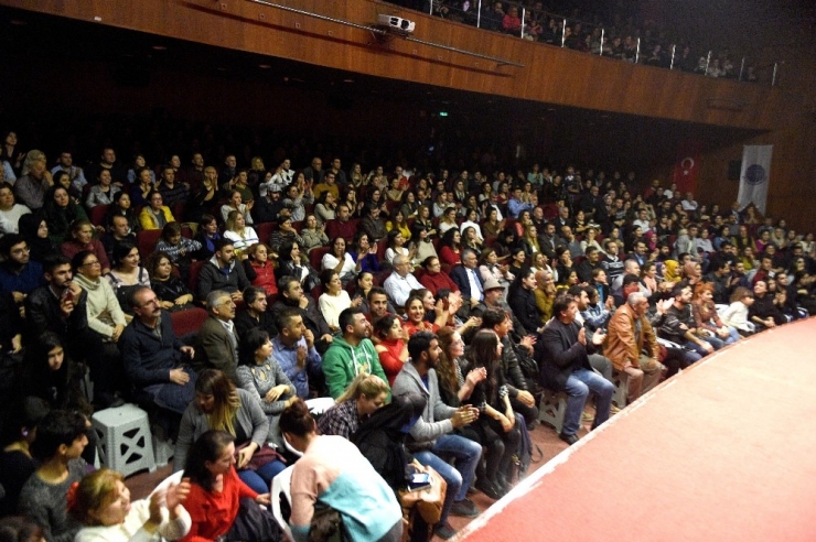 Seyhan’da “Bir Kitap Bir Bilet” Etkinliği