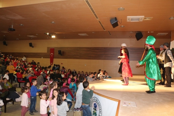 ‘Kahramanlar Kumpanyası’ Germencikli Çocuklarla Buluştu