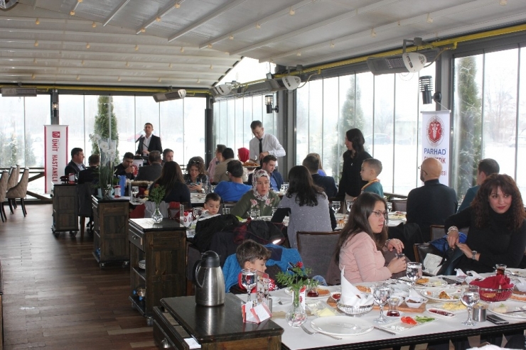 Hastane Öncesi Acil Tıp Çalışanları Kahvaltıda Bir Araya Geldi