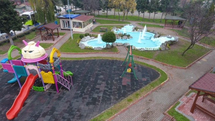Köseköy Havuzlu Bahçesine Yenilendi