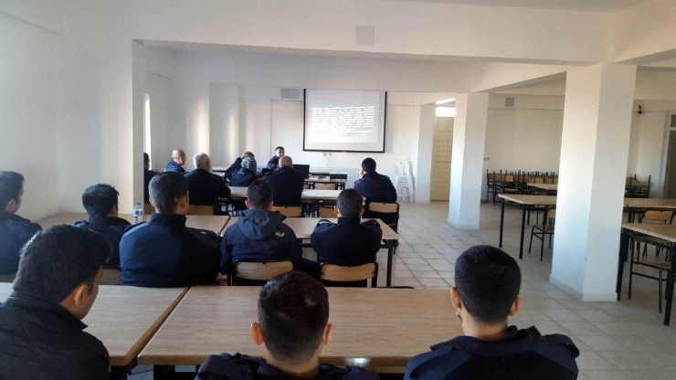 İtfaiyenin Yangın Eğitimleri Sürüyor