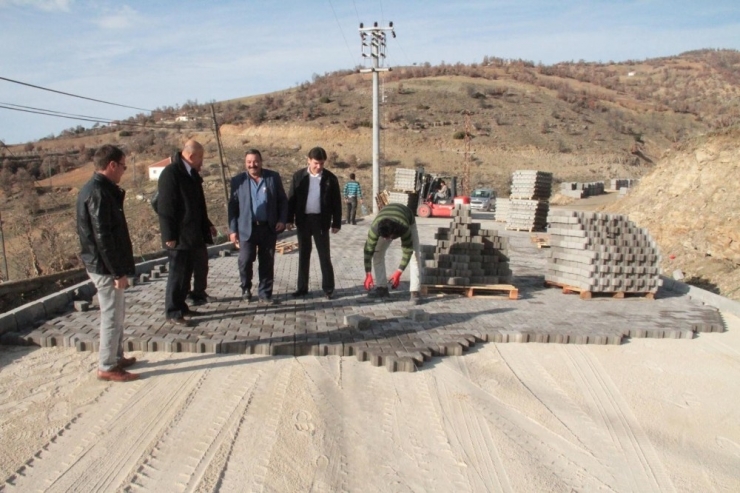 Şeyhdavutlar Mahallesinde Yollar Yenileniyor