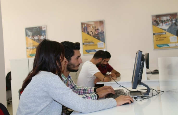 Nevşehir Hacı Bektaş Veli Üniversitesi’nde ‘Nevşehir Yenilikçi Girişimcilik Günleri’