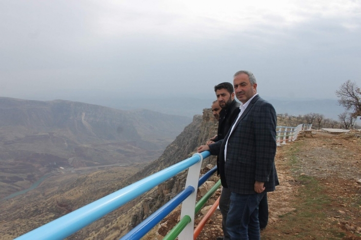 Kalet-ül Üstat Tepesi’ne Tabiat Parkı Yapılıyor