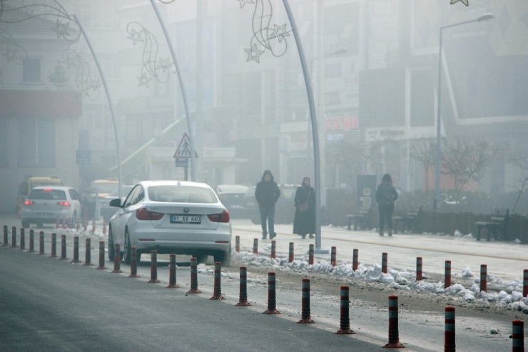 Düzce’de Sabah Saatlerinde Sis Etkili Oluyor