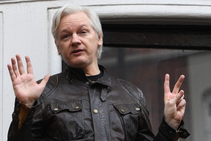 Julian Assange’nin Hesabı Twitter’dan Silindi