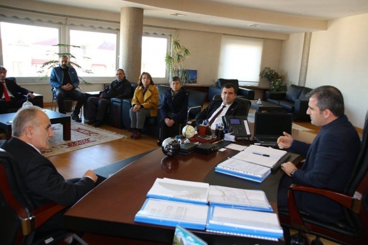 Başkan Yemenici, Chp İlçe Yönetimini Ağırladı