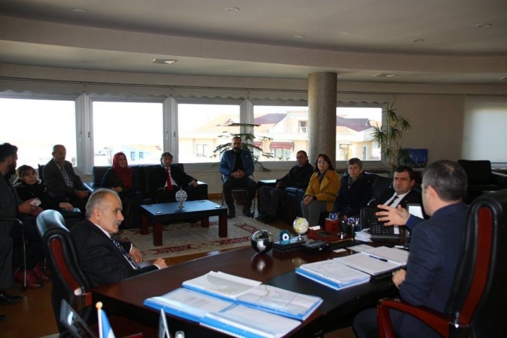 Başkan Yemenici, Chp İlçe Yönetimini Ağırladı