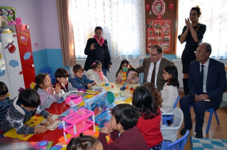 Akköy İlkokulu Anasınıfı Yenilendi