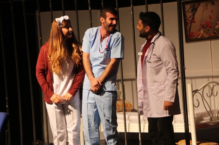 Bingöl’de ’Zazaca Hamlet’e Yoğun İlgi