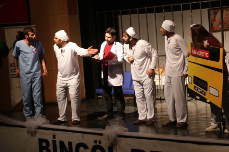 Bingöl’de ’Zazaca Hamlet’e Yoğun İlgi