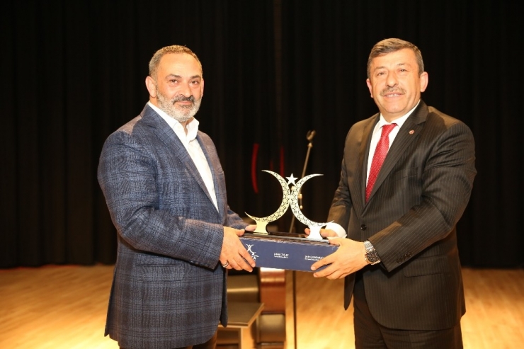 Darıca Kültür Sanat Etkinliklerine Doydu