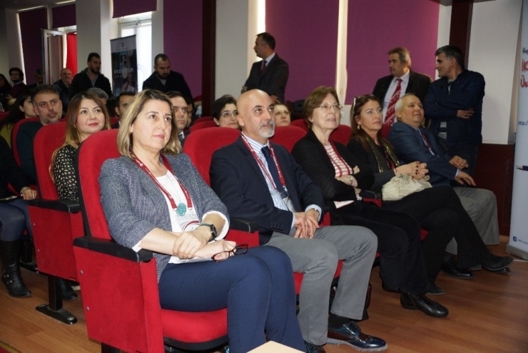 Aydın’da Aöf Öğrencilerine Başarı Belgesi Verildi