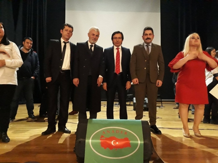 "Saz Ve Söz" Konseri Yoğun İlgi Gördü