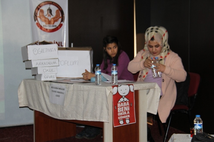 Şemdinli’de ‘Münazara’ Yarışması