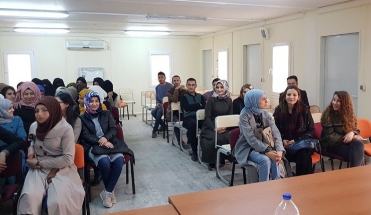 Çadırkentte Üniversite Sınavları Ve Yerleştirme Usulleri Anlatıldı