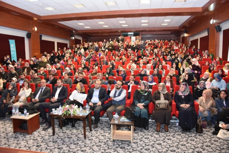 Yazar Hatice Tongar: “Çocuğunuzu Gücünüzle Ezmeyin”