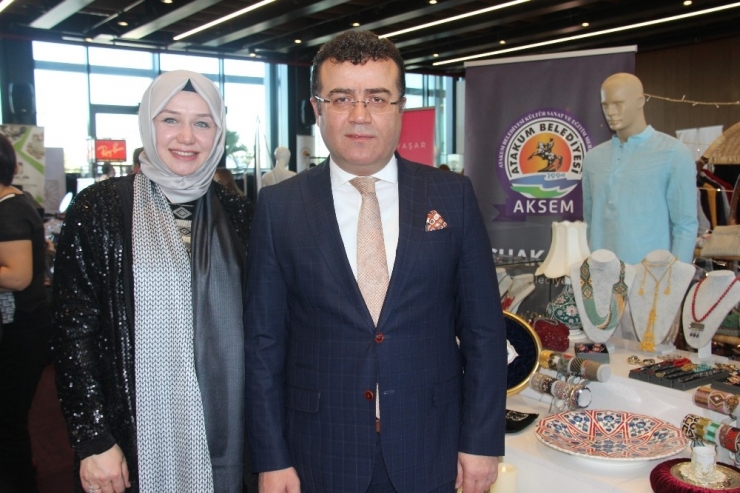 Milyon Dolarlık Mücevherlerin Bulunduğu Sergi Samsun’da Açıldı