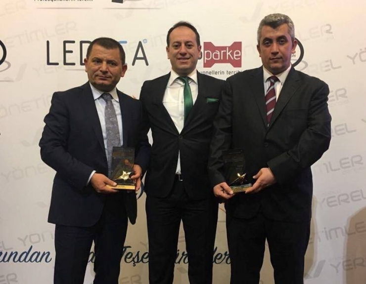 Başkan Baran’a İki Ödül Birden