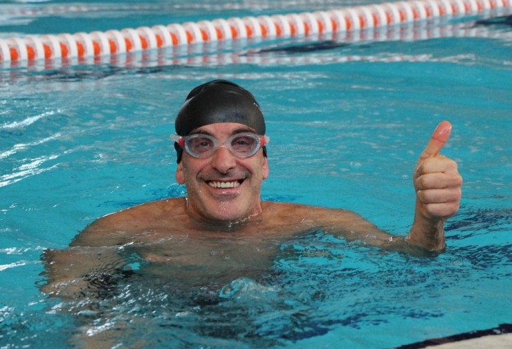 Yüzmenin ’Kimya’sını Çözdü