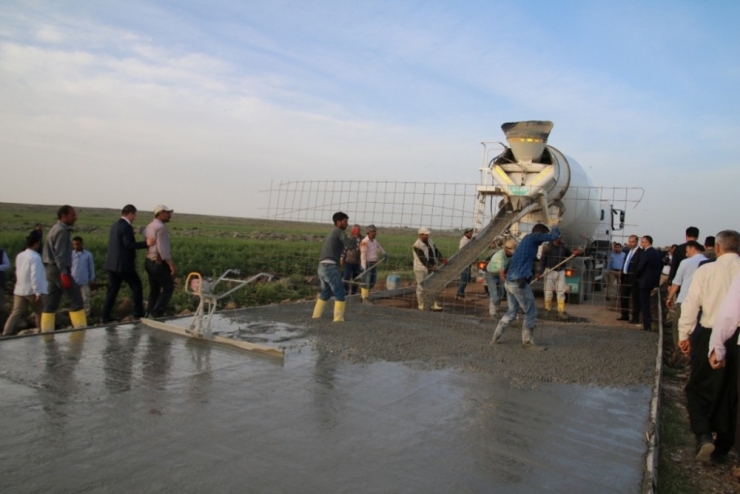 Şanlıurfa Kırsalına 1 Yılda Bin 700 Kilometre Asfalt Serimi Yapıldı