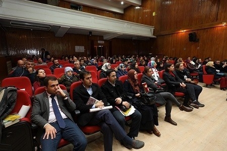 Afyonkarahisar’da Öğretmenlere Atık Pil Eğitimi Verildi