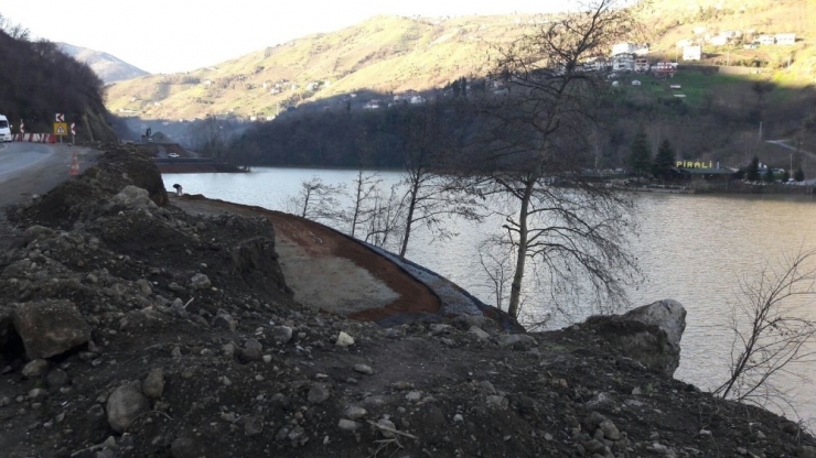 Sera Gölü’nde Tepkilere Neden Olan Beton Duvarın Yıkılmasının Ardından Yeni Proje İle İlgili Çalışmalara Başlandı