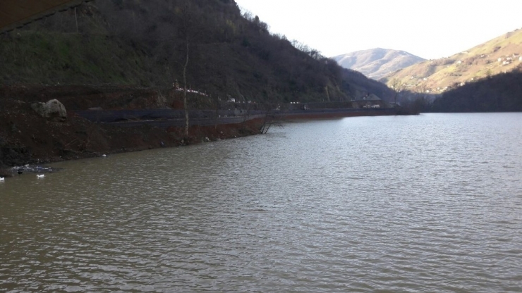 Sera Gölü’nde Tepkilere Neden Olan Beton Duvarın Yıkılmasının Ardından Yeni Proje İle İlgili Çalışmalara Başlandı