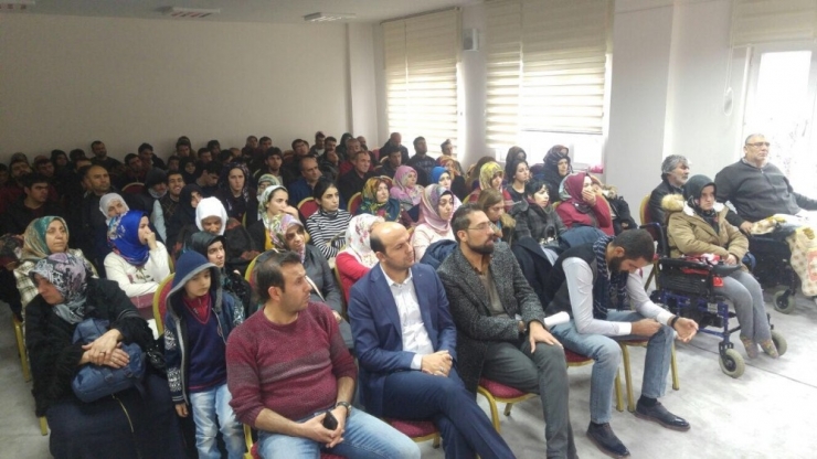 İpekyolu Belediyesinden Engelli Ailelerine Seminer