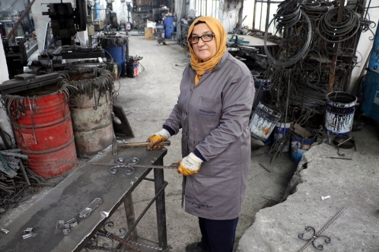 Eşine Destek İçin Başladı, 20 Yılı Geride Bıraktı