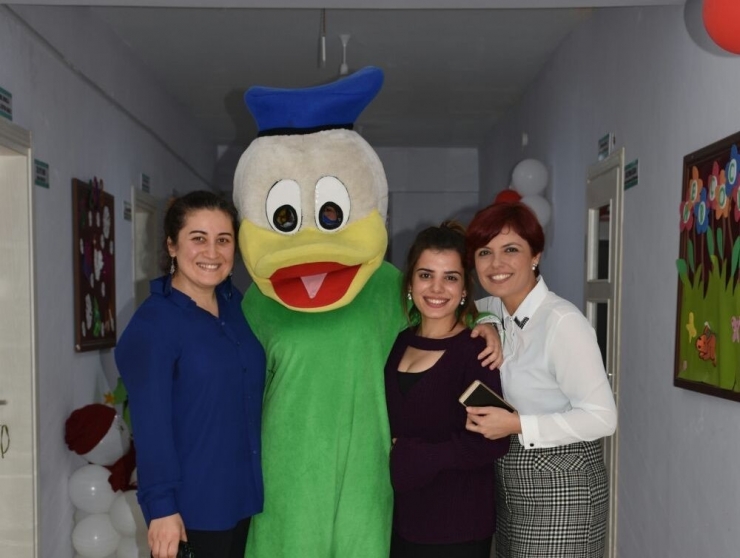 Yüksekokul Öğrencilerinden Örnek Davranış