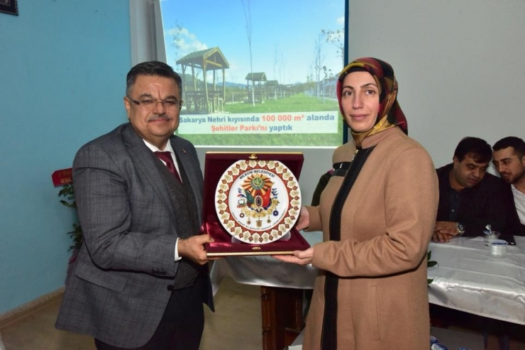 Başkan Yağcı, Osmaneli İlçe Ak Parti Danışma Toplantısına Katıldı