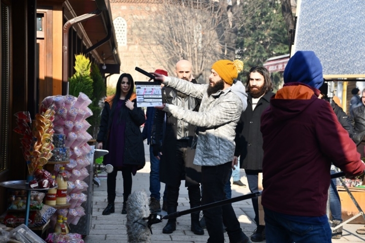 İnegöl Belediye Başkanı ‘Bordo Bereliler Afrin’ Filminin Setini Ziyaret Etti