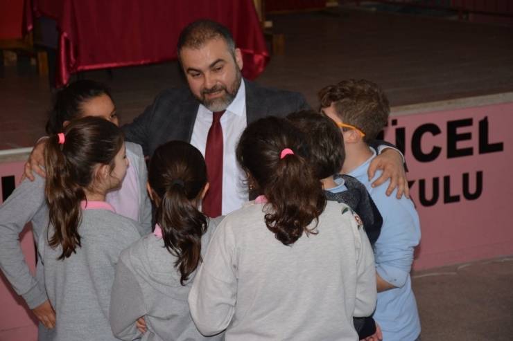 Başkan Erener Görele Hasan Ali Yücel Yücel Ortaokulu Öğrencilerinin Konuğu Oldu