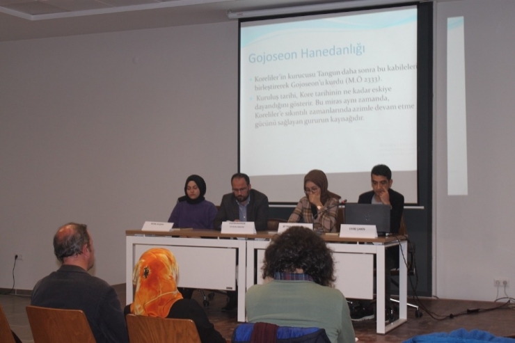 Sfsa’da Panel Ve Söyleşiler Sürüyor