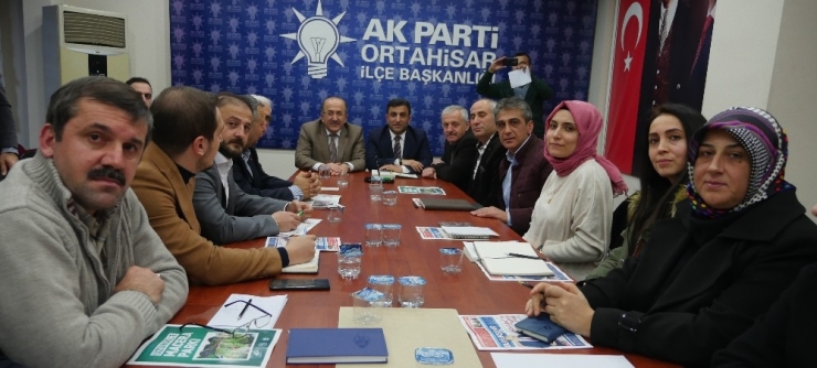 Başkan Gümrükçüoğlu Ak Parti Ortahisar İlçe Teşkilatı İle Buluştu