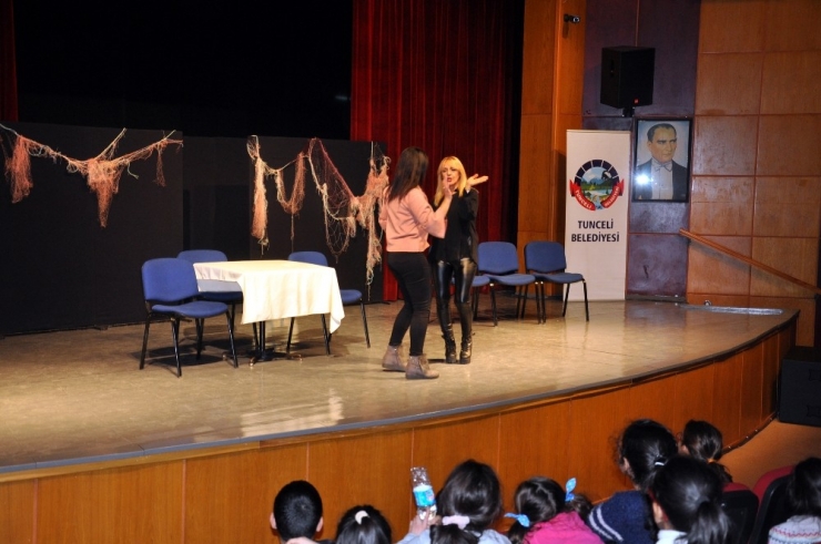 Tuncelili Çocuklar, Tiyatro İle Buluştu